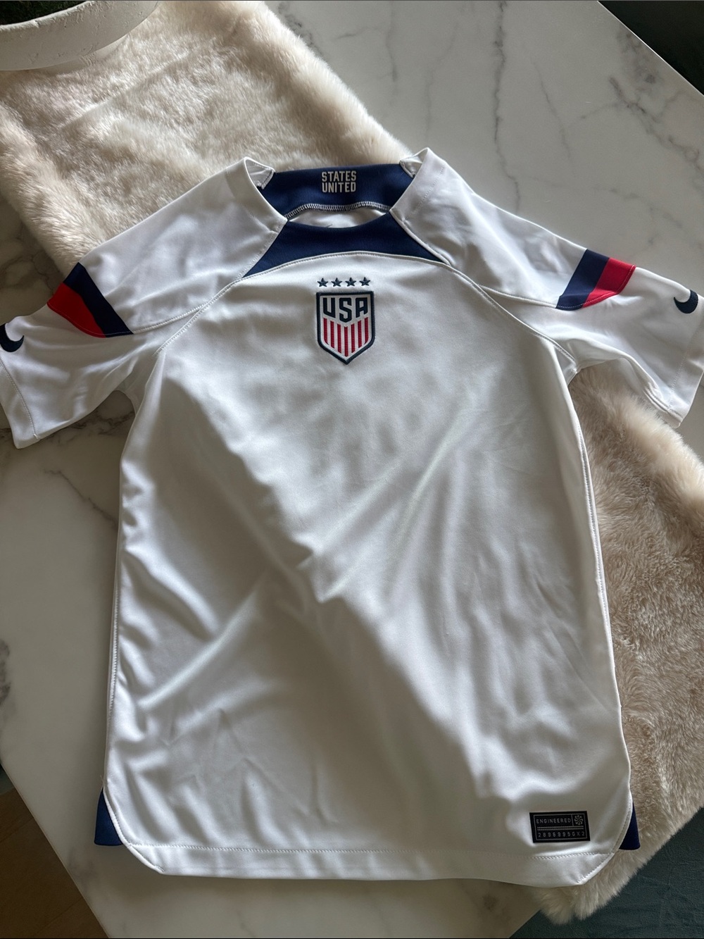 Nike White dri-fit USA Soccer Jersey with Navy & Red Accents youth Large